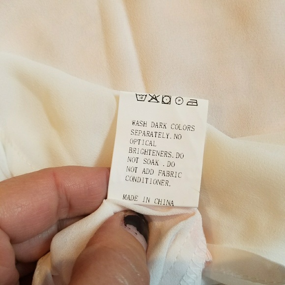 📸 ONLY 1 LEFT! Black/PINK/white🎈 - Picture 6 of 8